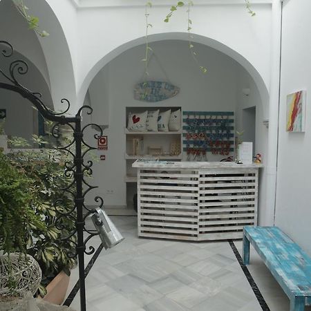 Wake Up In Tarifa Hostel & Restaurant Lounge Eksteriør billede