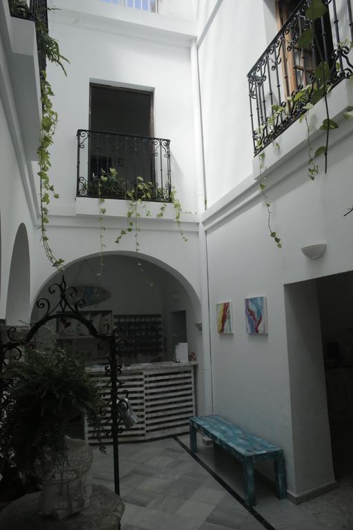 Wake Up In Tarifa Hostel & Restaurant Lounge Eksteriør billede