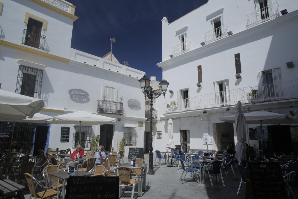 Wake Up In Tarifa Hostel & Restaurant Lounge Eksteriør billede